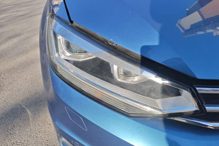 Used Volkswagen Touran 2016 Volkswagen Touran L 280TSI DSG Comfort Edition
