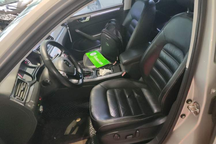 Used Volkswagen Passat 2016 330TSI DSG Luxury Edition
