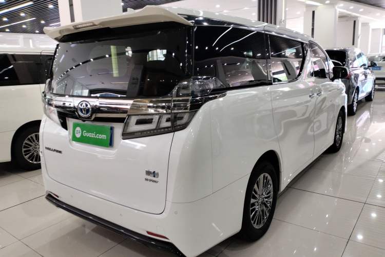 Used Toyota Vellfire 2020 Dual-Engine 2.5L HV Luxury Edition
