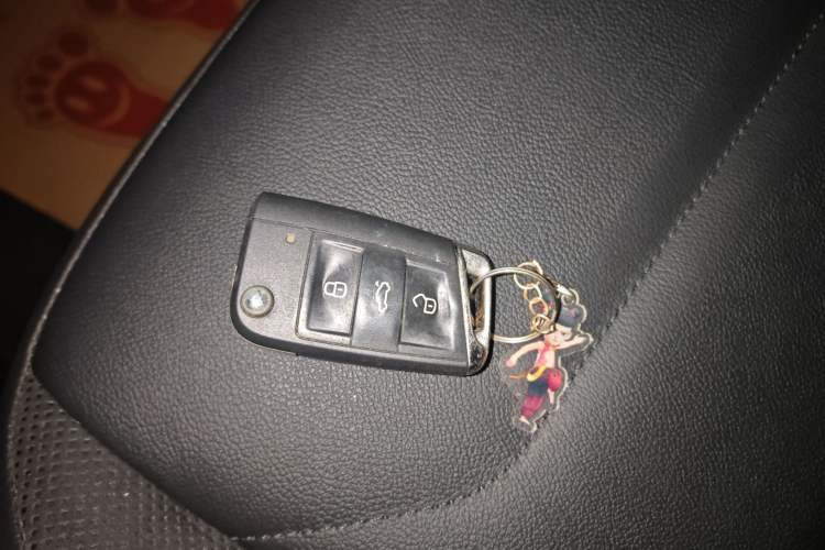 Used Volkswagen Tayron 2019 330TSI Two-Wheel-Drive Luxury Version China V Emission Standard
