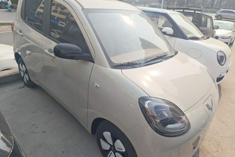 Used Wuling Hongguang MINIEV 2025 Four-Door Version Advanced Edition
