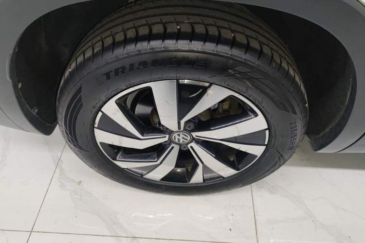 Used Volkswagen Tayron 2020 330TSI Two-Wheel Drive Luxury Smart Connectivity Version
