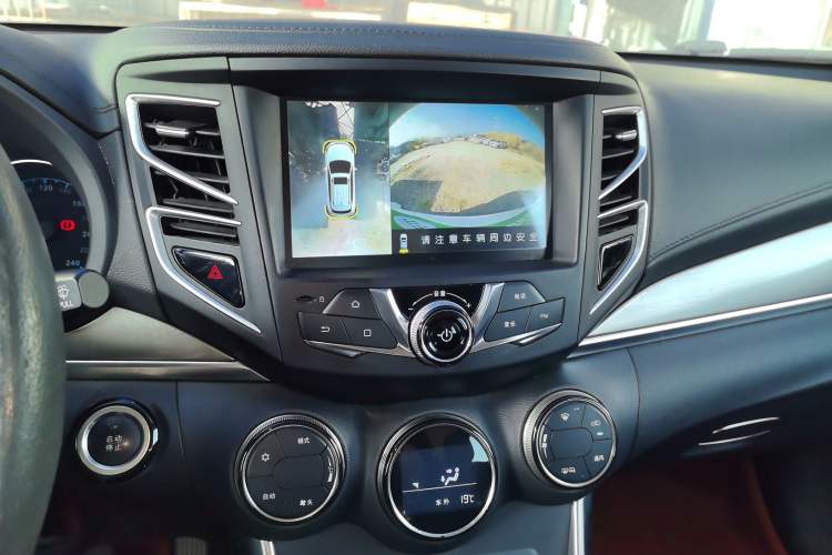 Used BYD Song 2017 Gaishi Upgrade Edition 1.5TI Manual Elite Model