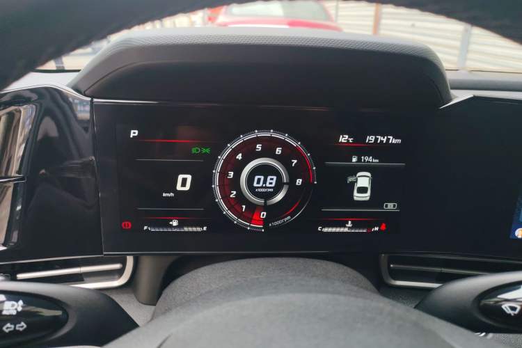 Used Hyundai Elantra 2021 1.5L CVT LUX Prestige Edition
