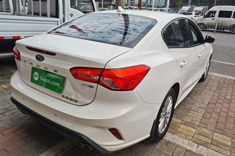 Used Ford Focus 2020 Sedan EcoBoost 180 Automatic Trend Edition
