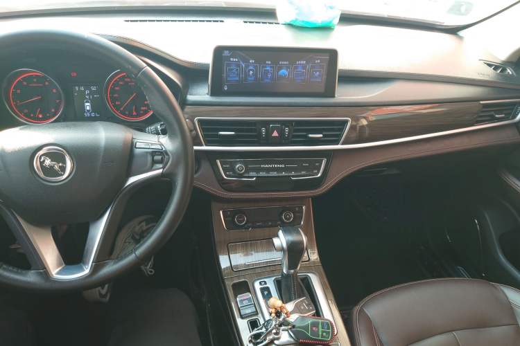 Used Hanteng X5 2018 1.5T CVT Luxury Edition
