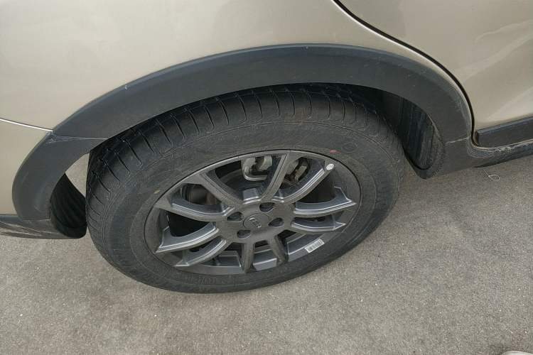 Used Geely Auto Vision X3 2021 PRO 1.5L CVT Deluxe Model