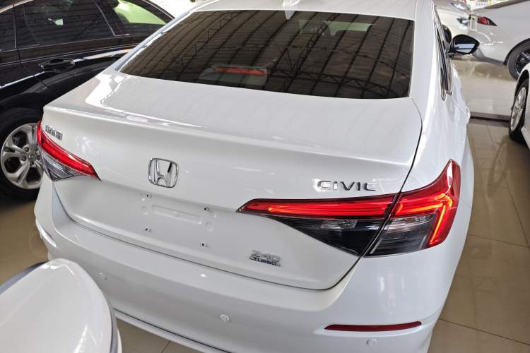 Used Honda Civic 2022 240TURBO CVT Dynamic Edition
