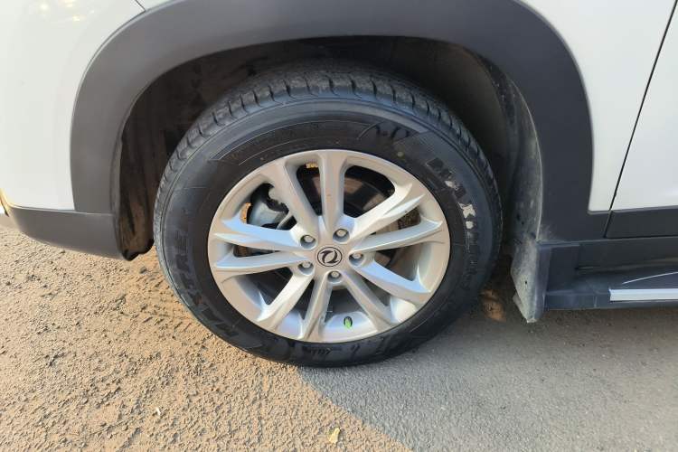 Used Dongfeng Fengon S560 2019 1.8L Manual Urban Model