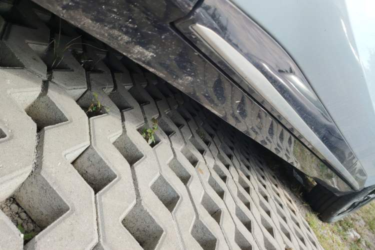 Used  HT 2023 670 Rear-Drive Ultra-High-Voltage NDA Version
