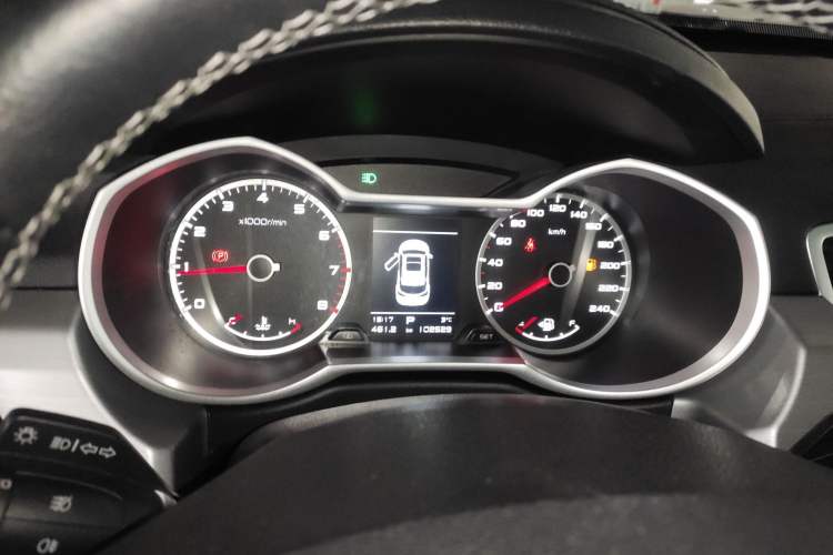 Used Geely Auto Emgrand X7 Sport 2016 1.8TD Automatic ZhiShang Model
