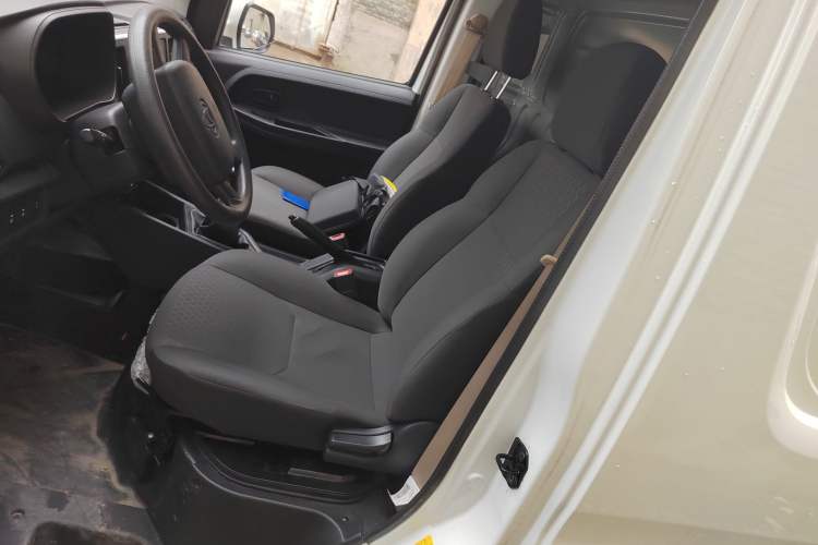 Used Chana Ruixing M80 2021 1.6L Comfort Version 2-Seater Single-Steaming Air-Conditioned China VI Standard Flat Roof with Lift-Up Rear Door DAM16KR
