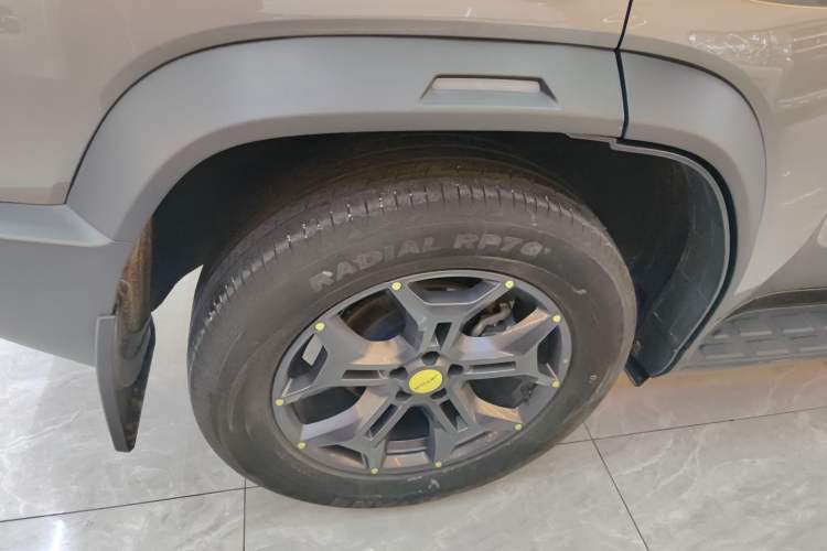 Used Jetour Traveler 2023 2.0T All-Wheel-Drive CrossPRO
