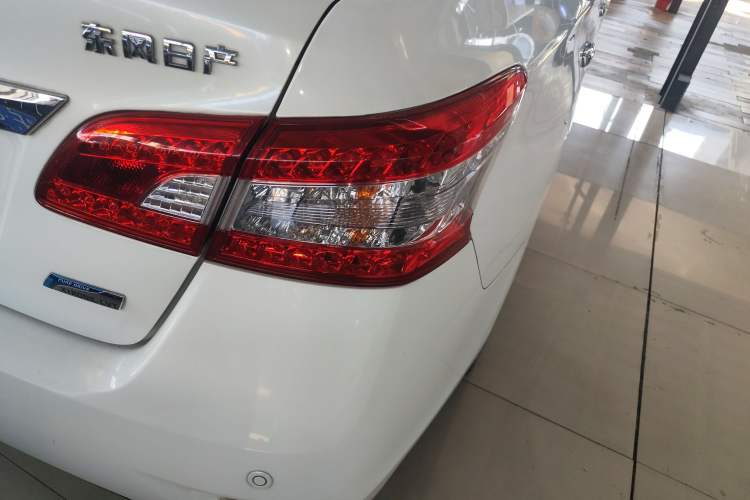 Used Nissan Sylphy 2014 1.6XV CVT Deluxe Edition