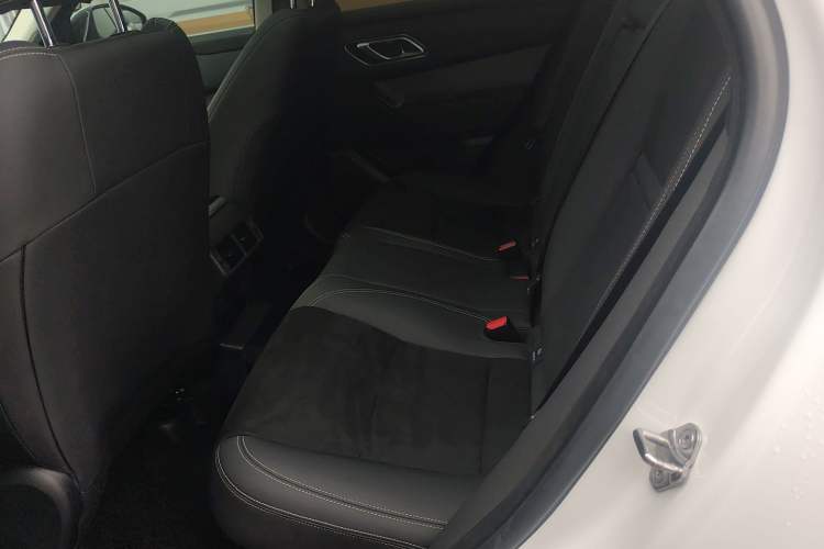 Used Land Rover Range Rover Velar 2022 250 PS
