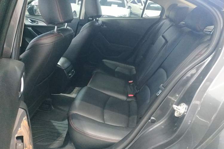 Used Mazda Mazda 3 Axela 2017 Sedan 1.5L Automatic Luxury Model Emission Standard China V