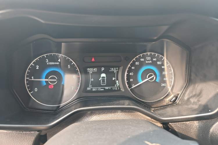 Used Dongfeng Fengon 580 2017 1.5T CVT Comfort Model
