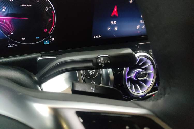 Used Mercedes-Benz GLB 2024 Refresh GLB 220 Dynamic Edition
