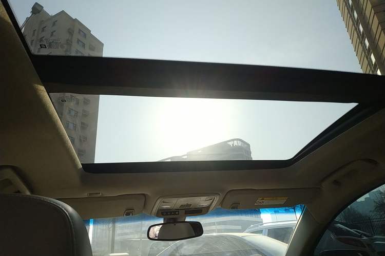 Used Cadillac XTS 2015 28T Comfort Model