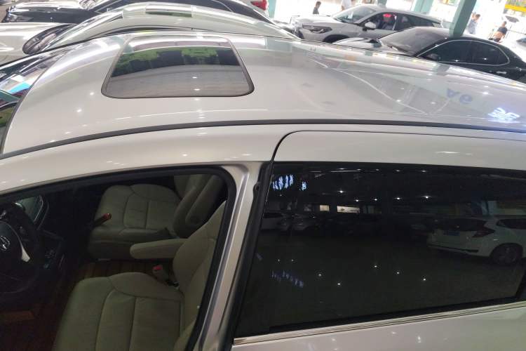 Used Honda Odyssey 2015 Revised Version 2.4L Supreme Edition
