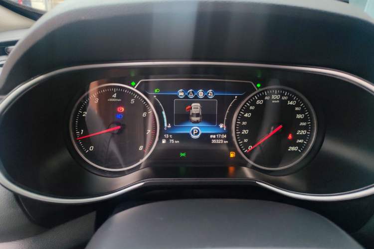 Used Hongqi H5 2022 Classic Model Facelift 1.5T DCT Qiyun Edition
