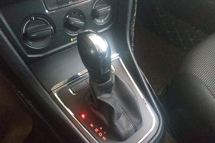 Used Volkswagen Bora 2018 1.5L Automatic Fashion Model
