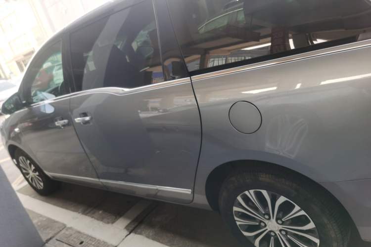 Used Buick GL8 2021 Land Cruiser Executive Class 652T Luxury Model
