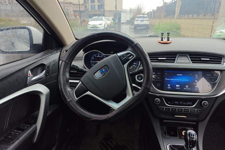 Used Geely Auto Emgrand 2017 Sedan Million Edition 1.5L Manual - Upward Version
