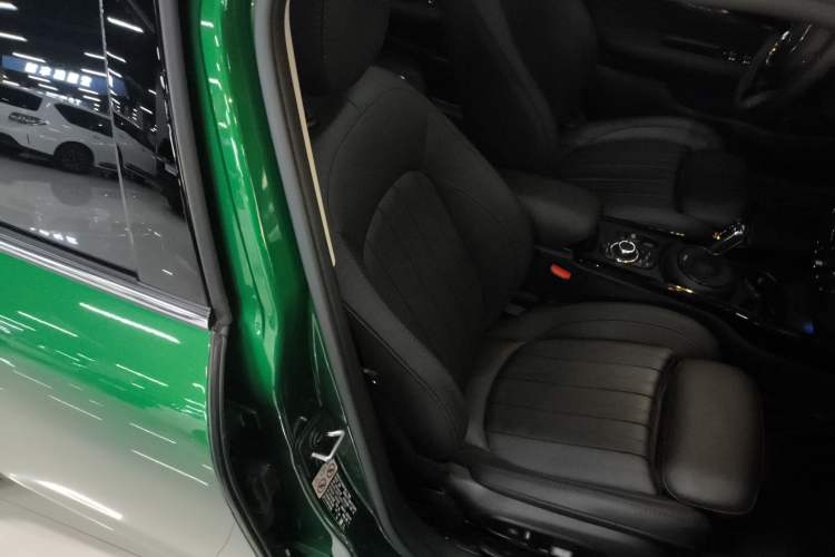 Used  Clubman 2023 2.0T COOPER S Connoisseur
