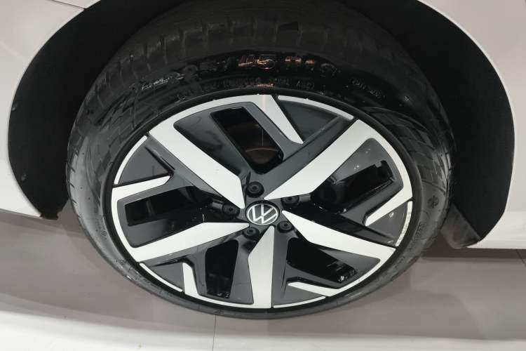 Used Volkswagen Lamando 2025 Lavida L 280TSI DSG Cool & Spicy Edition
