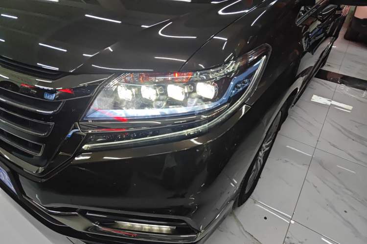 Used Honda Elysion 2019 2.0L Hybrid Luxury Edition
