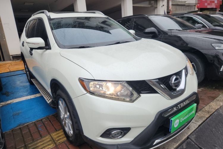 Used Nissan X-Trail 2015 2.5L CVT Leading MAX Edition 4WD
