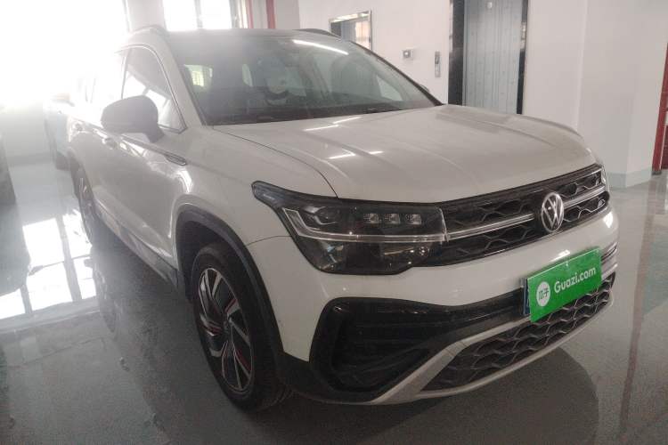 Used Volkswagen Tharu 2024 300TSI Two-Wheel-Drive Moon Luxury Edition