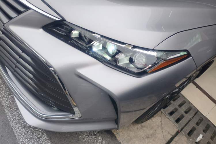 Used Toyota Avalon 2019 2.0L XLE Premium Edition China VI
