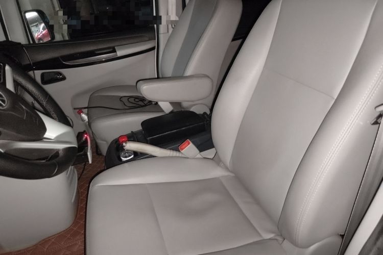 Used  Refine M5 2016 2.0T Gasoline Manual Business Edition