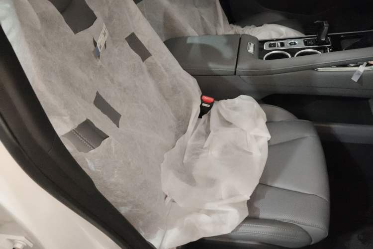 Used Geely Auto Emgrand X7 Sport 2026 Model 1.5TD Aspirational