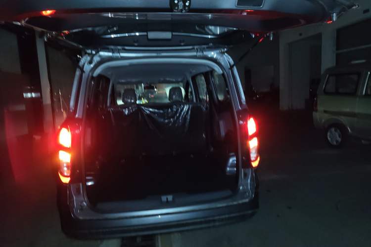 Used Wuling Hongguang New Energy 2024 All-Electric Model 300KM Practical Version
