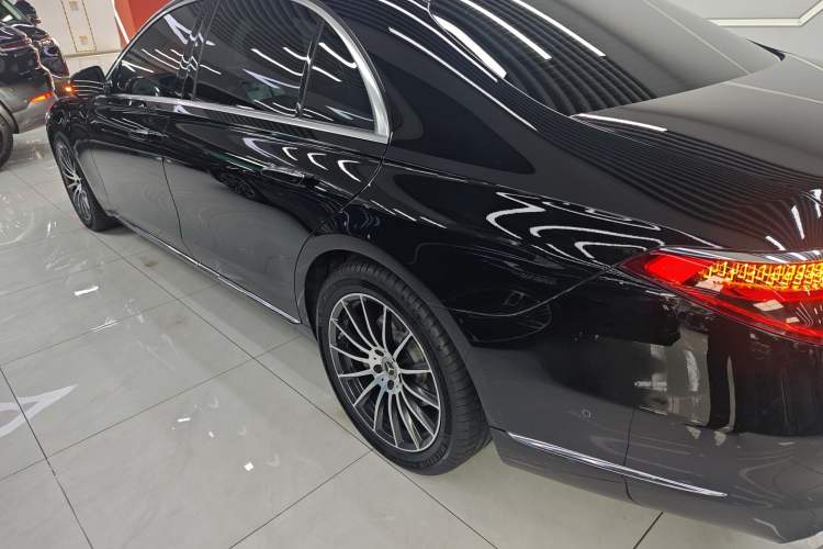 Used Mercedes-Benz S-Class 2022 S 400 L Luxury Model
