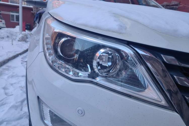 Used Baojun 560 2016 1.8L Manual Luxury Edition