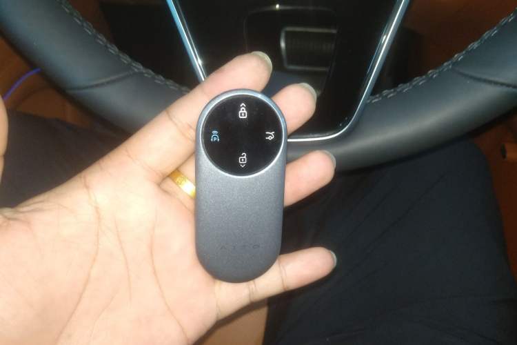 Used Hima AITO M9 2024 Range-Extended Ultra Version 42 kWh 6-Seater Model