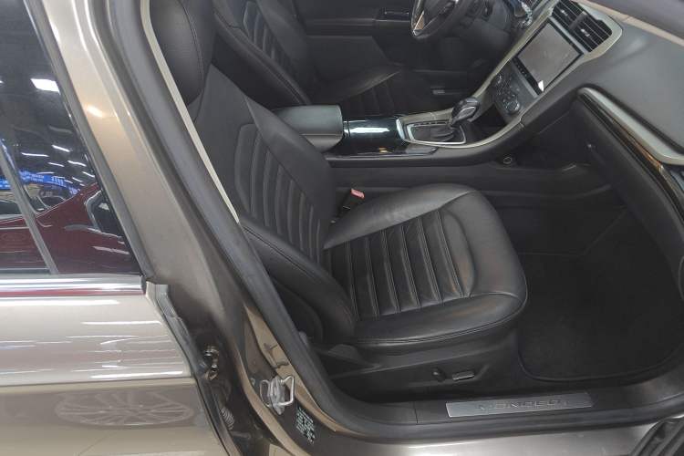 Used Ford Mondeo 2013 2.0L GTDi 200 Fashion Edition
