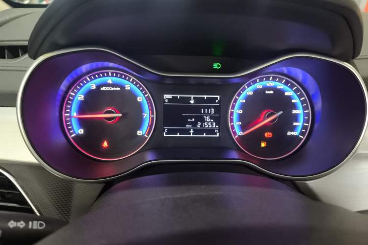 Used Geely Auto Vision 2019 Upgraded Model 1.5L Manual Luxury Version China VI Standard
