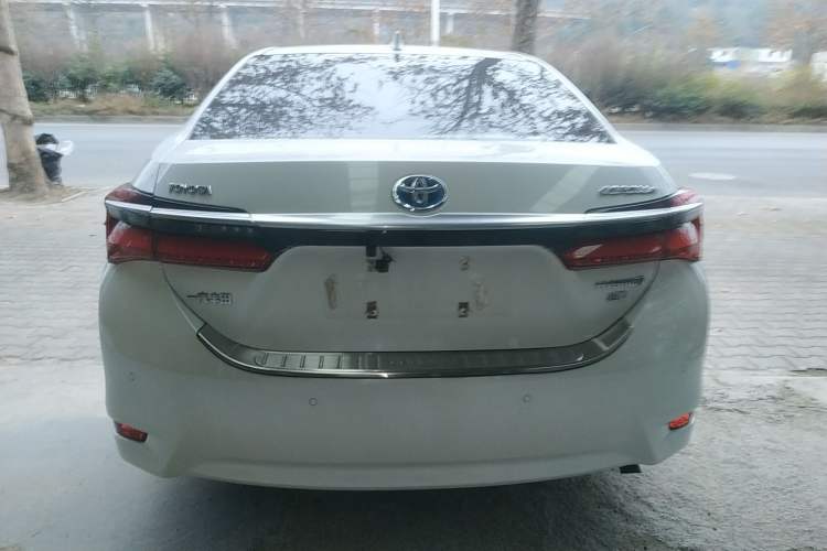 Used Toyota Corolla 2017 Revised Dual-Engine 1.8L E-CVT Elite Edition