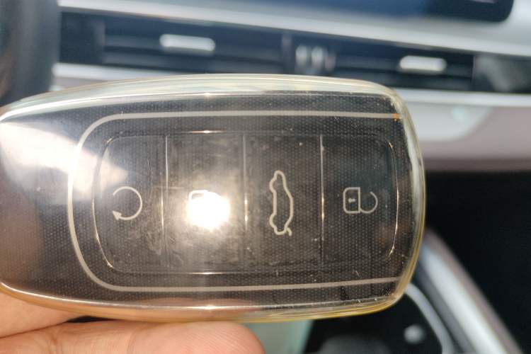 Used Chery Tiggo 8 PRO 2024 Champion Edition 290T Two-Wheel Drive Peak Version 5 Seats
