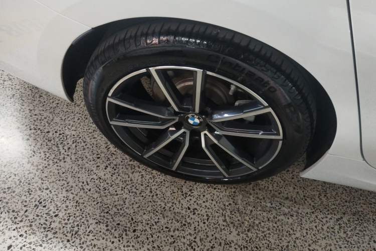 Used BMW 3 Series 2021 Second Facelift 320Li M Sport Package
