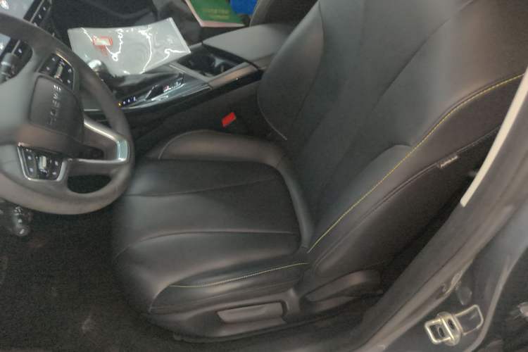 Used Roewe i5 2021 1.5L CVT Diamond Edition
