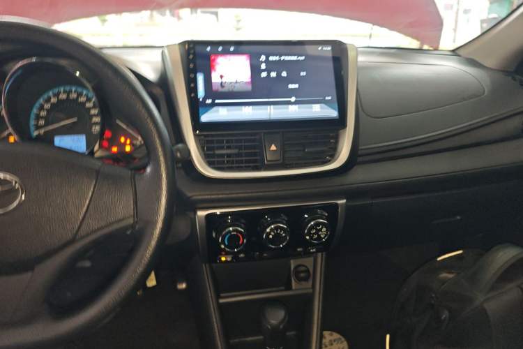 Used Toyota YARiS L 2017 1.5E CVT Dynamic Edition
