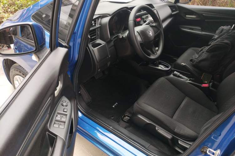 Used Honda Fit 2016 1.5L LX CVT Comfort Model
