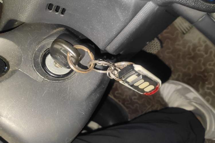 Used Suzuki Swift 2013 1.5L Automatic Standard Edition
