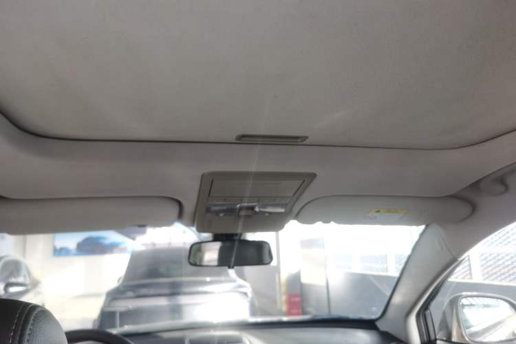 Used Chevrolet Captiva 2017 2.4L Two-Wheel Drive Luxury Edition 7 Seats
